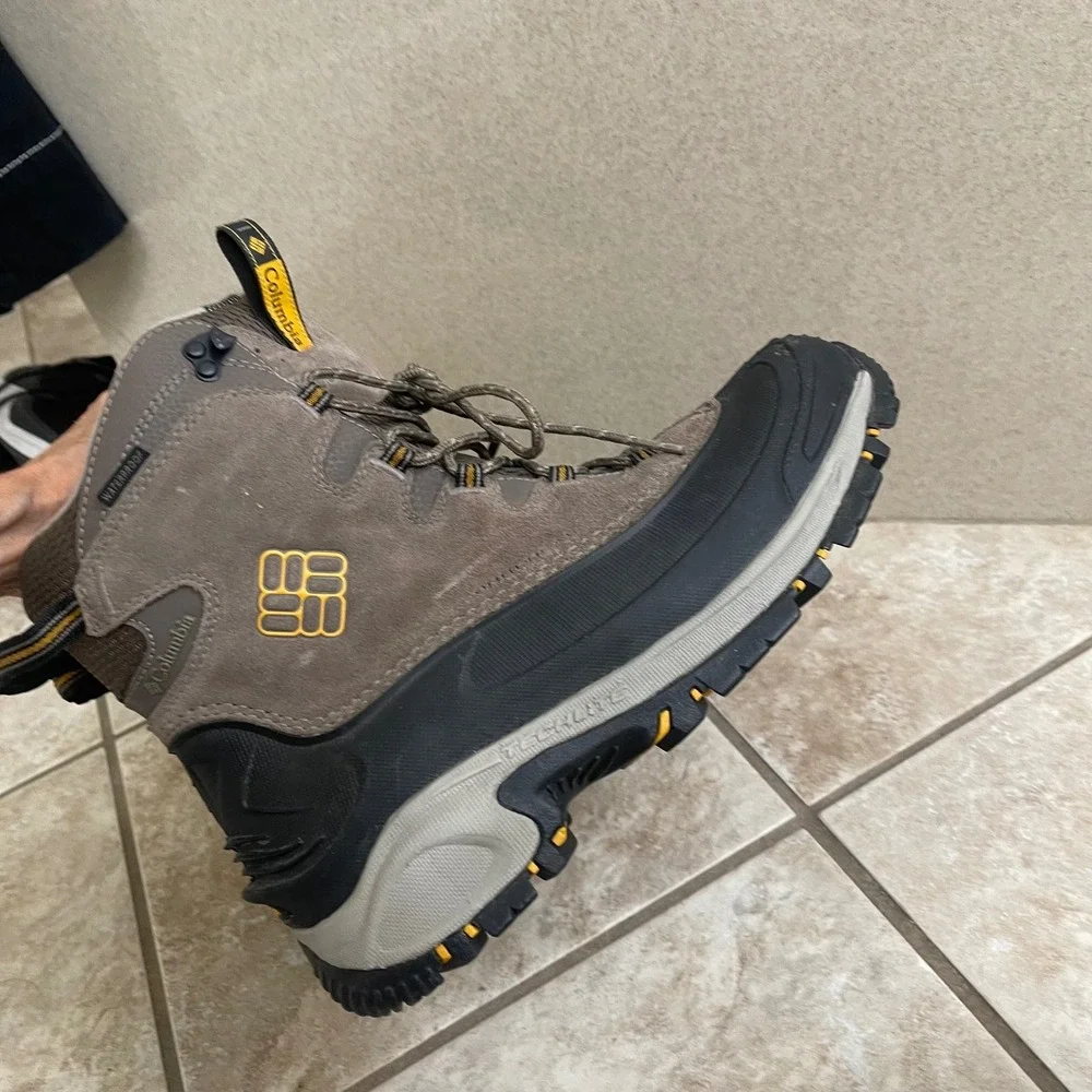 Columbia Bugaboot Plus III Omni-Heat Waterproof Winter Boots EUC Mens 11.5